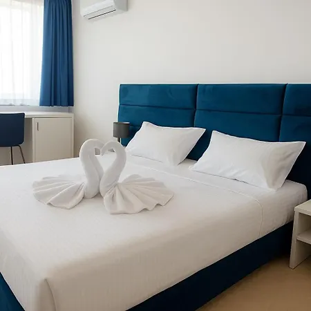 Levante Hotel